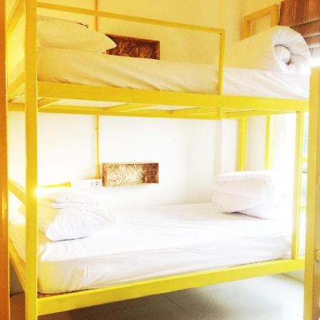 Safe And Sound Hostel Τσιάνγκ Μάι Εξωτερικό φωτογραφία