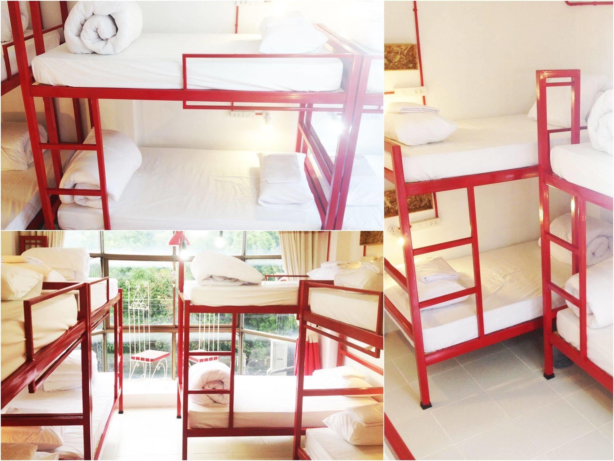 Safe And Sound Hostel Τσιάνγκ Μάι Εξωτερικό φωτογραφία