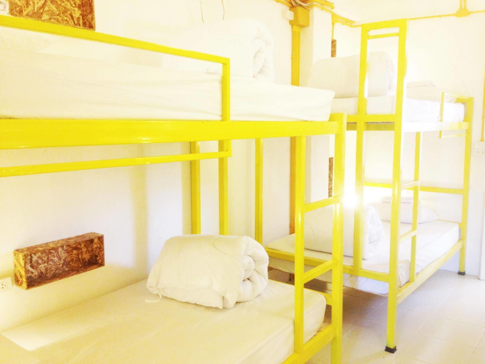 Safe And Sound Hostel Τσιάνγκ Μάι Εξωτερικό φωτογραφία