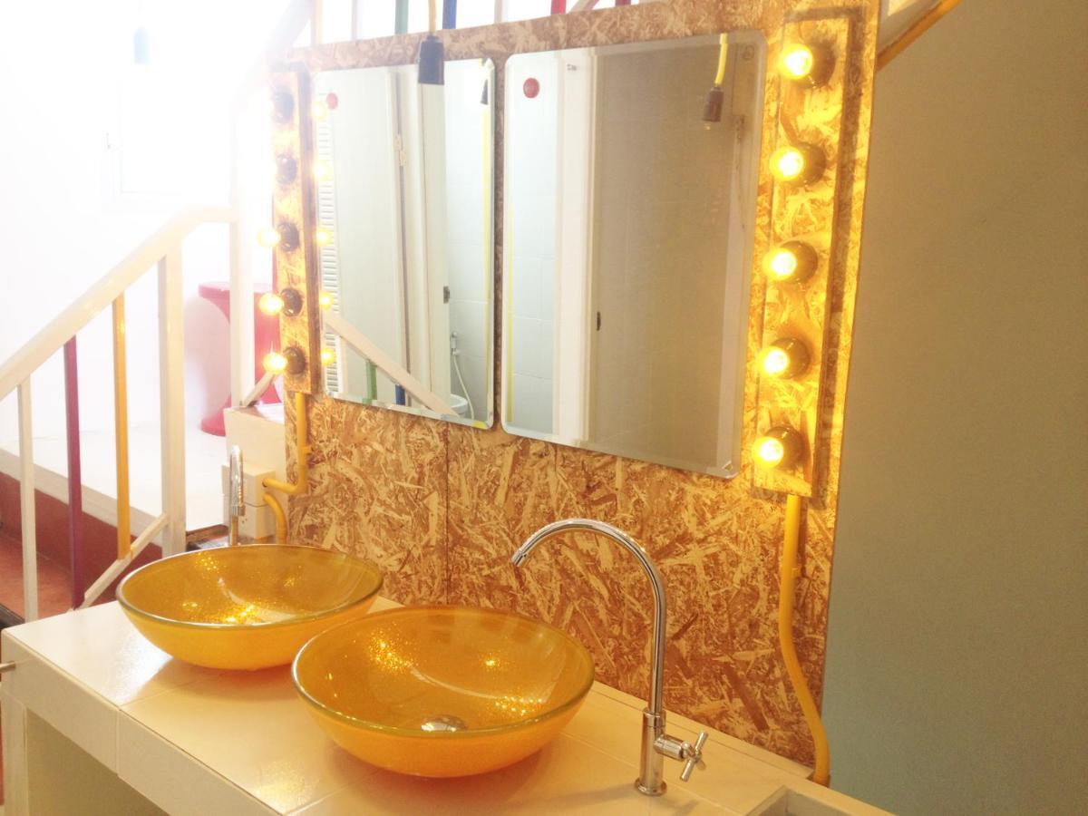 Safe And Sound Hostel Τσιάνγκ Μάι Δωμάτιο φωτογραφία