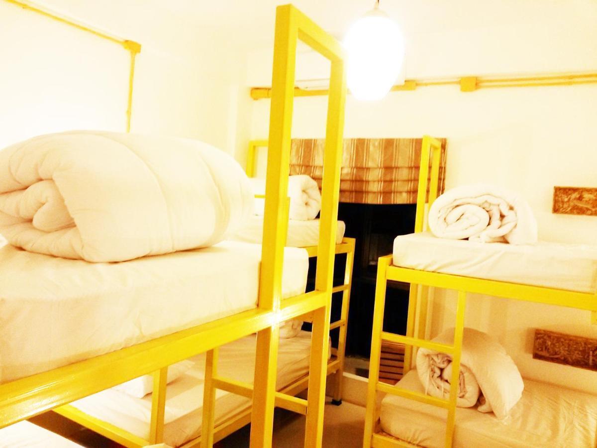 Safe And Sound Hostel Τσιάνγκ Μάι Εξωτερικό φωτογραφία