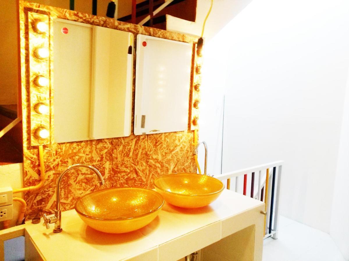 Safe And Sound Hostel Τσιάνγκ Μάι Δωμάτιο φωτογραφία